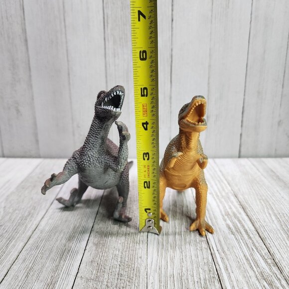 Boley Tyrannosaurus Velociraptor Dinosaurs Detailed Figure Realistic - Set Of 2 - Picture 9 of 10